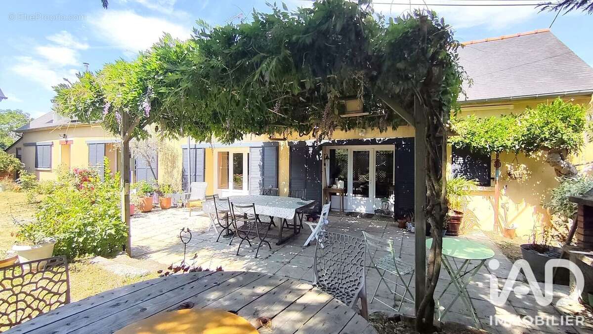 Maison 121 m² à Saint-Sulpice-La-Foret  - photo 2