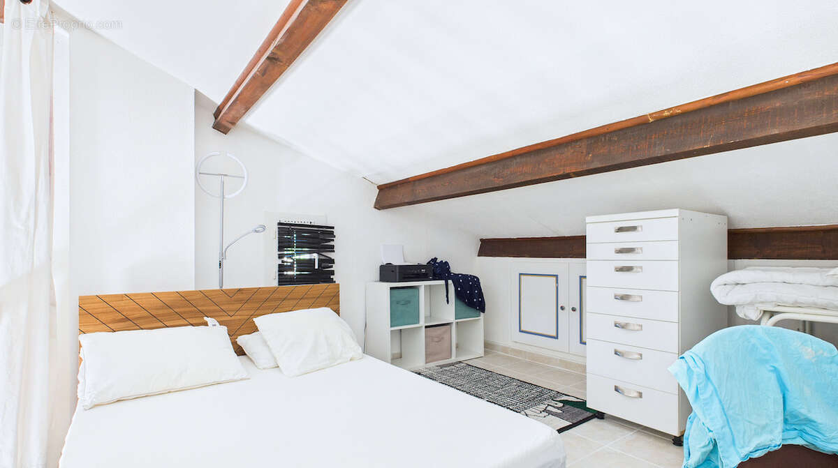 Appartement à CARQUEIRANNE