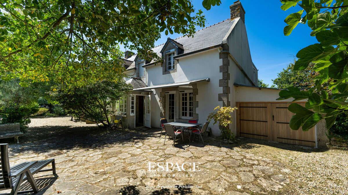 A vendre à Trégunc près des plages - charme breton - pierres anciennes et jardin paysager de 4 320 m² - photo 3