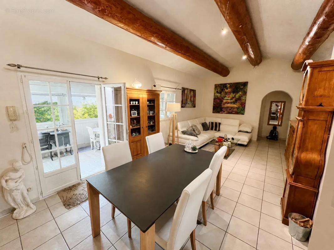 Maison de 9 pièces de 240 m² dans environnement privilégié - photo 5