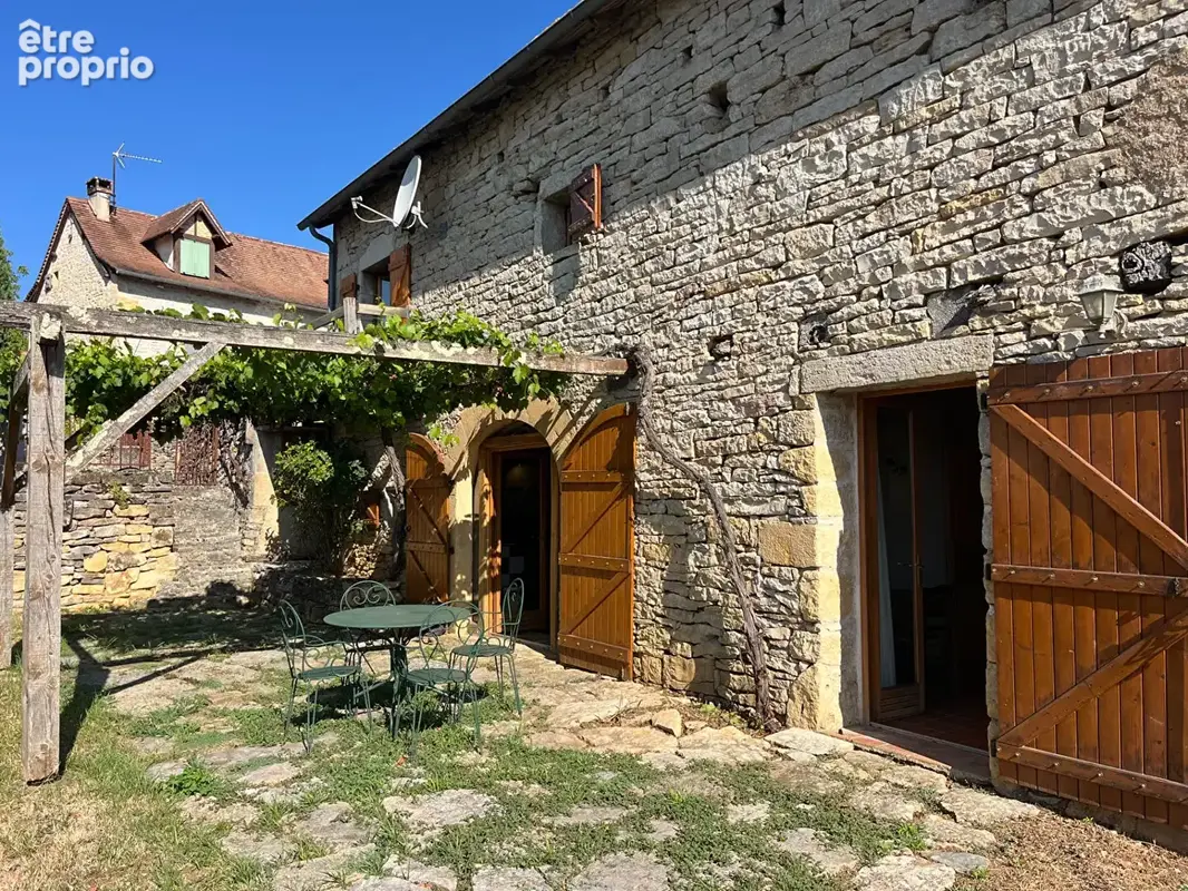 Ancienne grange partiellement rénovée avec vue panoramique - secteur Naussac - photo 14