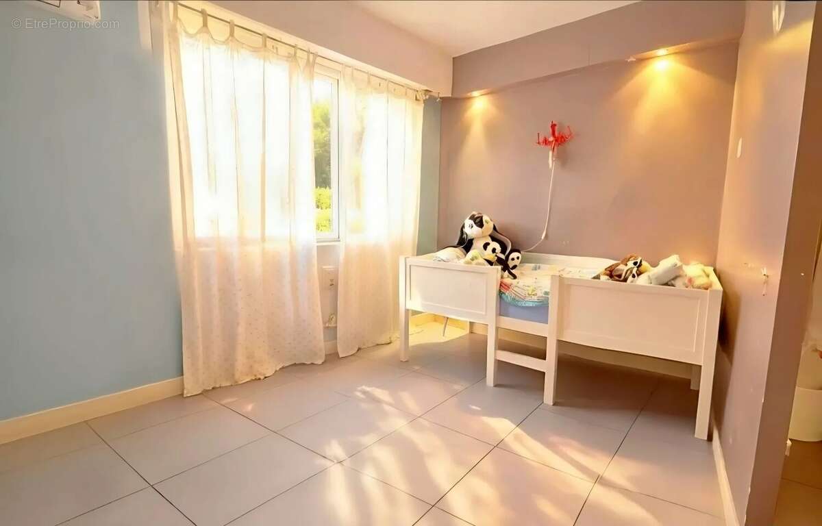 Cannes Basse Californie – Rare appartement 5 pièces en rez-de-jardin avec 127 m² d’extérieur - photo 6