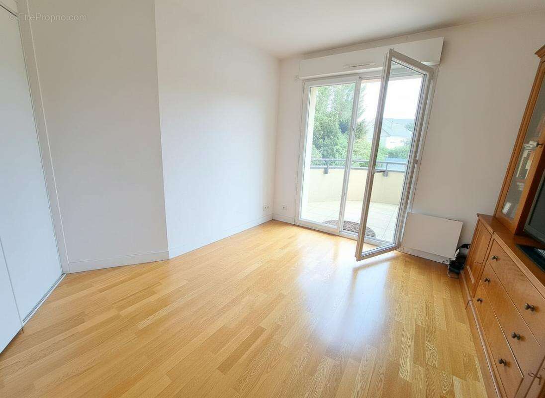 Appartement T3 avec terrasse et stationnement  place Ney - photo 6