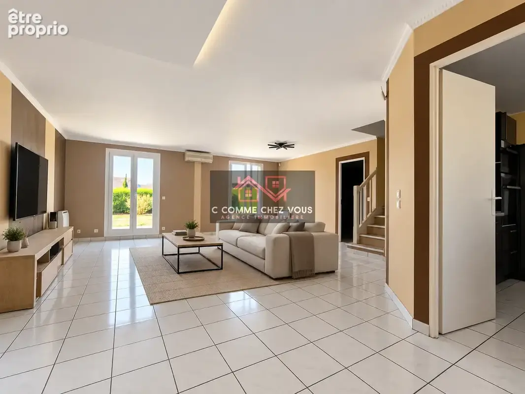 Domaine Poirier à Ozoir-la-Ferrière   Maison familiale de 150 m2 - photo 3