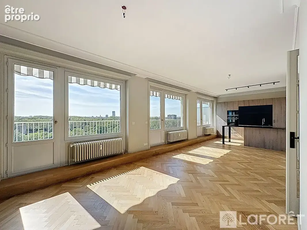 Rare!  Appartement T4 -104.72 m2 dernier étage terrasse - photo 2