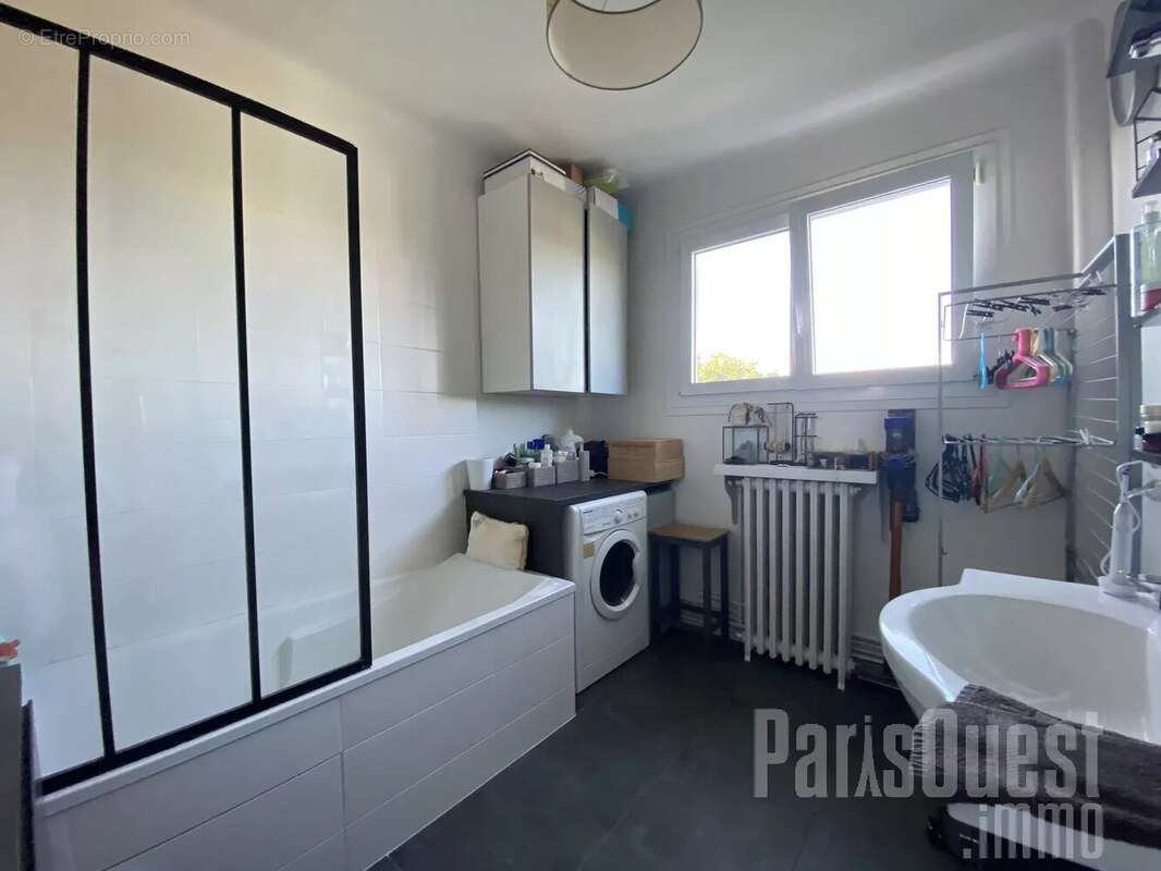 Appartement à VILLE-D&#039;AVRAY