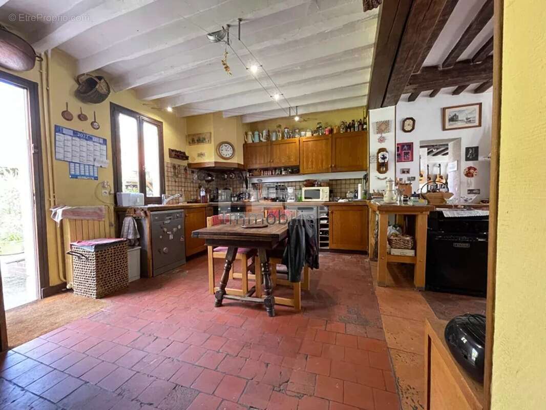 Maison à AUVERS-SUR-OISE