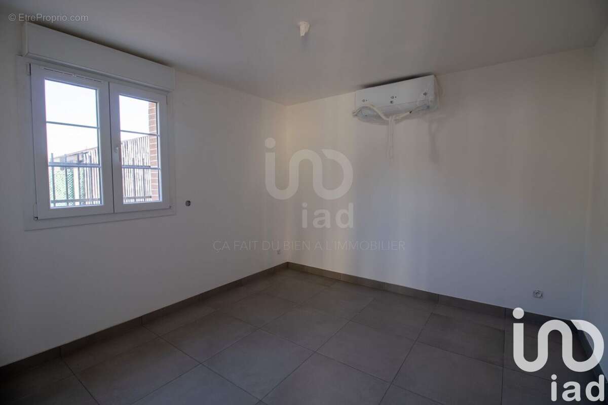 Photo 4 - Maison à CREVECOEUR-LE-GRAND