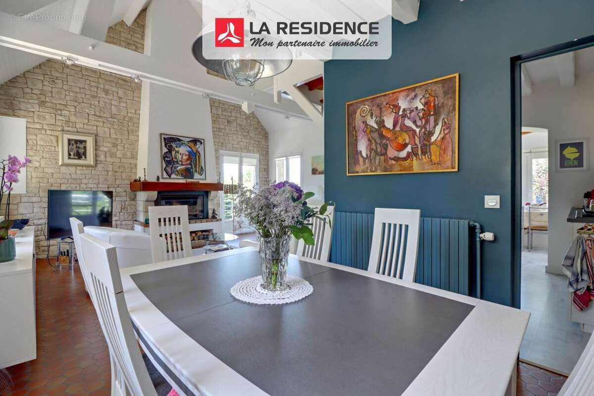 Maison 174 m² à Bazemont  - photo 2