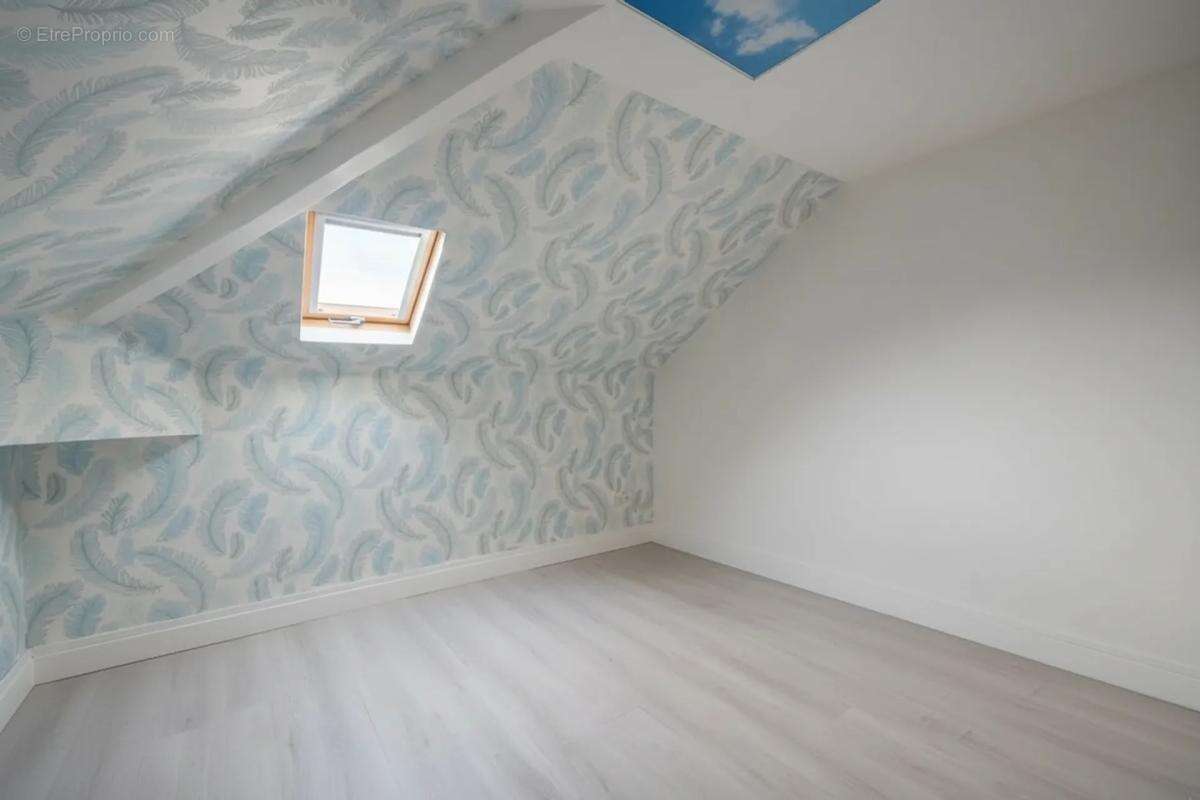 Maison à SAINT-LEU-LA-FORET