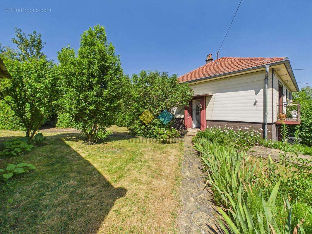 Maison 146 m² à Sainte-Ruffine  - photo 3