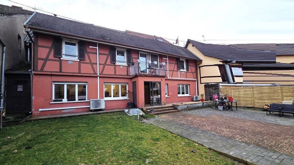 Maison à DANNEMARIE