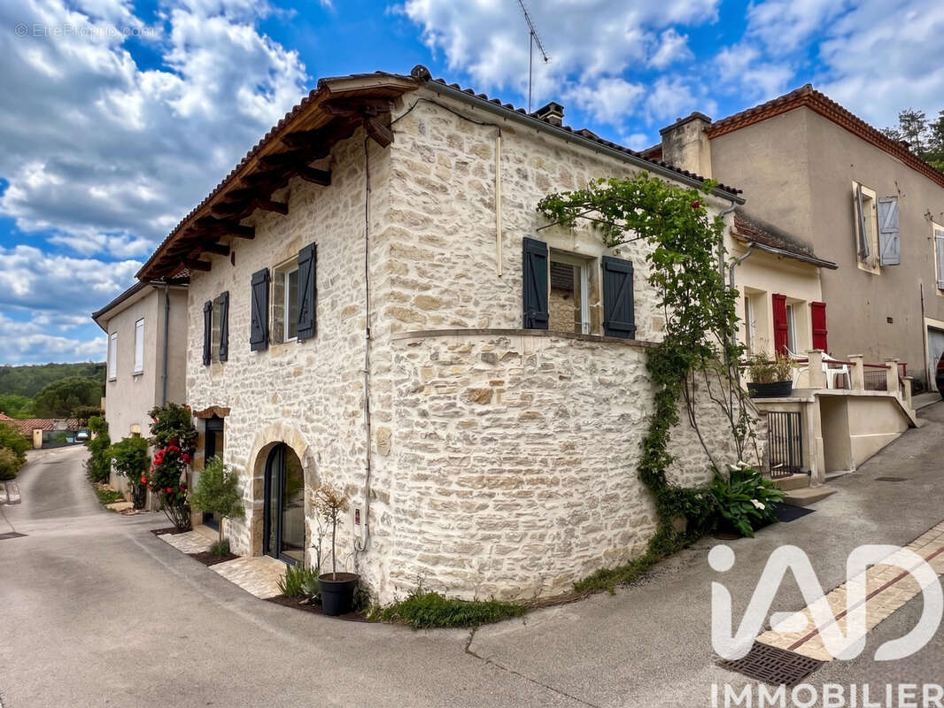 Photo 2 - Maison à ESPERE