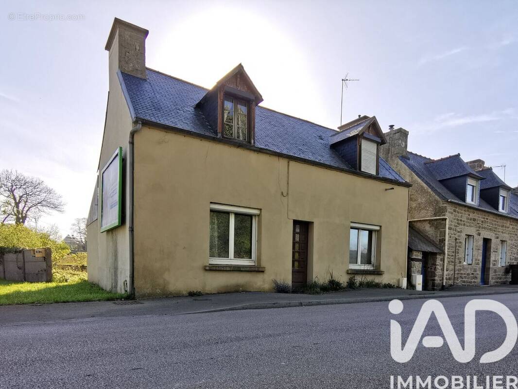 Photo 1 - Maison à PLOUBEZRE