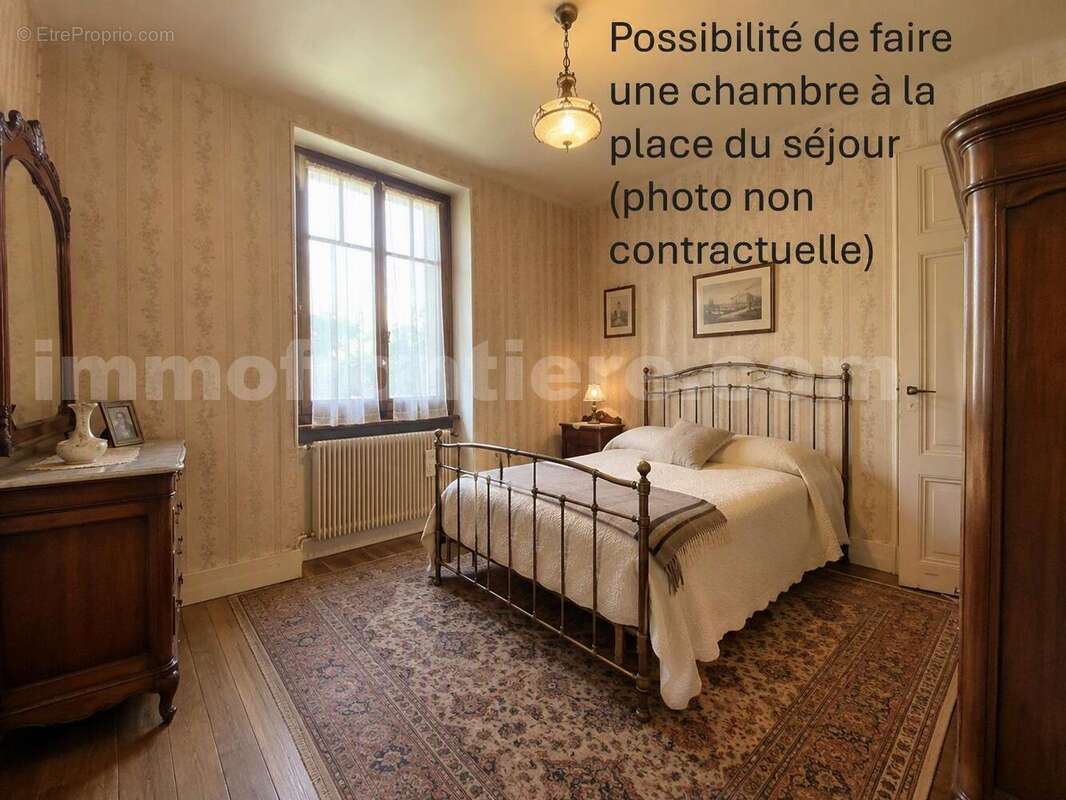 11 - Maison à VILLE-LA-GRAND