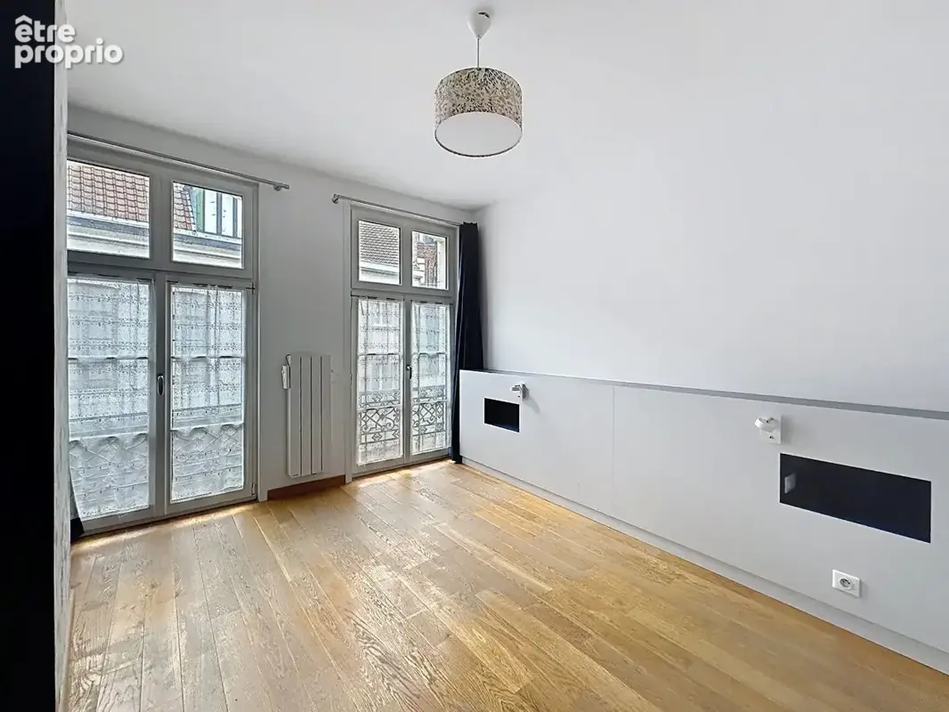 Vieux Lille, superbe maison du 18 ième entièrement rénovée de 110 m², 3 chambres, terrasse , cave - photo 5