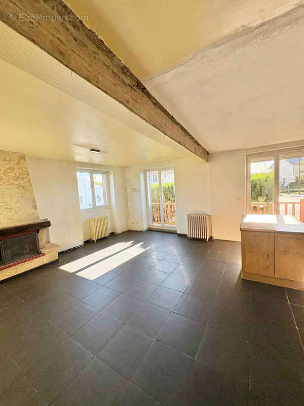 Maison à CHATELGUYON