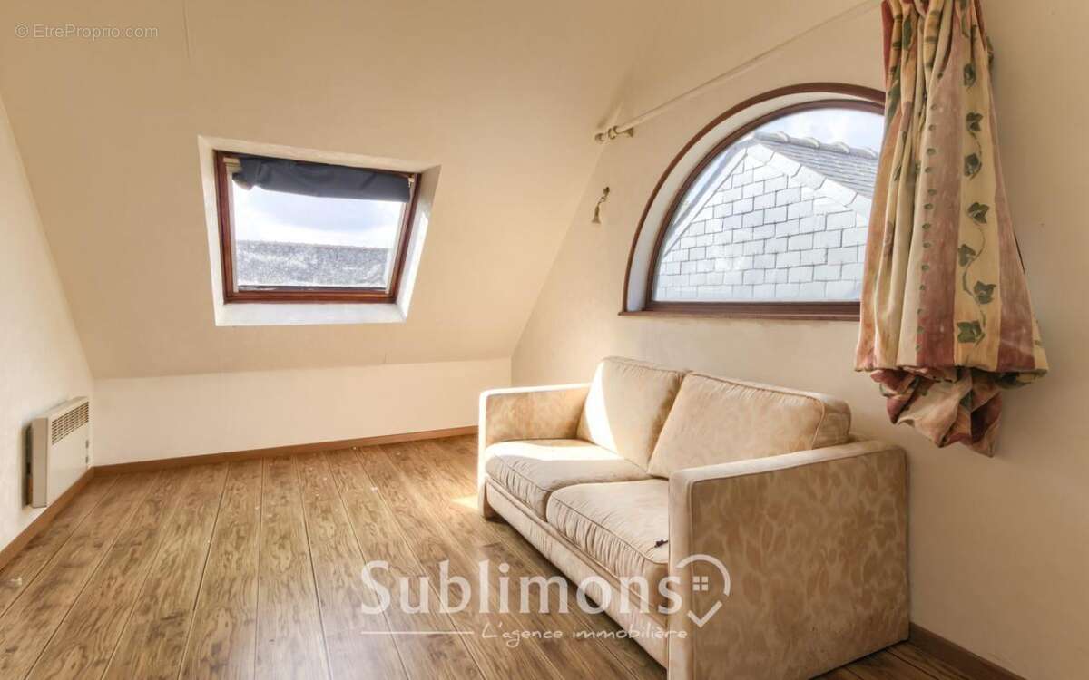 Maison à LA VRAIE-CROIX