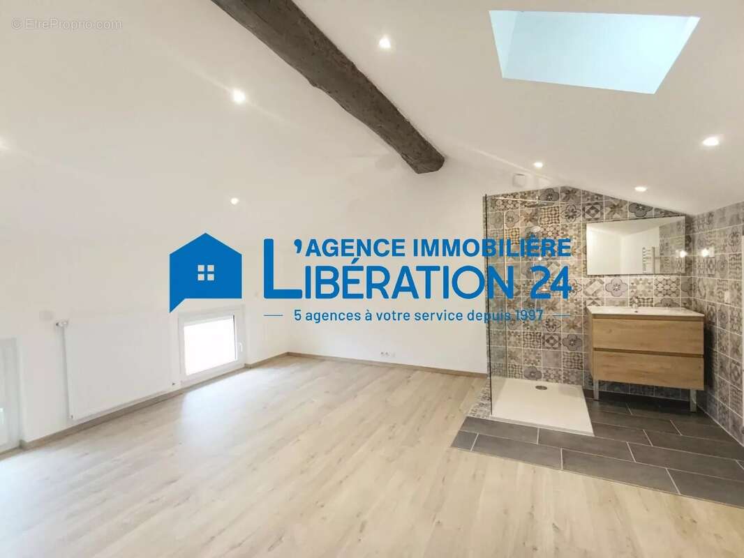 Maison à SAINT-JEAN-BONNEFONDS