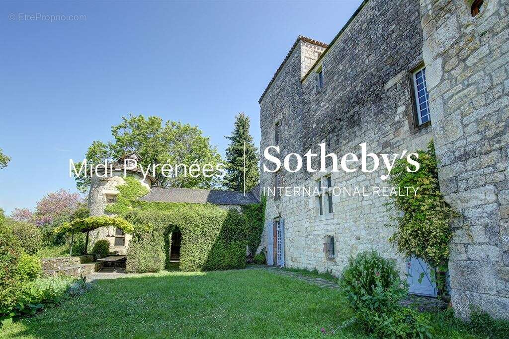 Maison à CORDES-SUR-CIEL