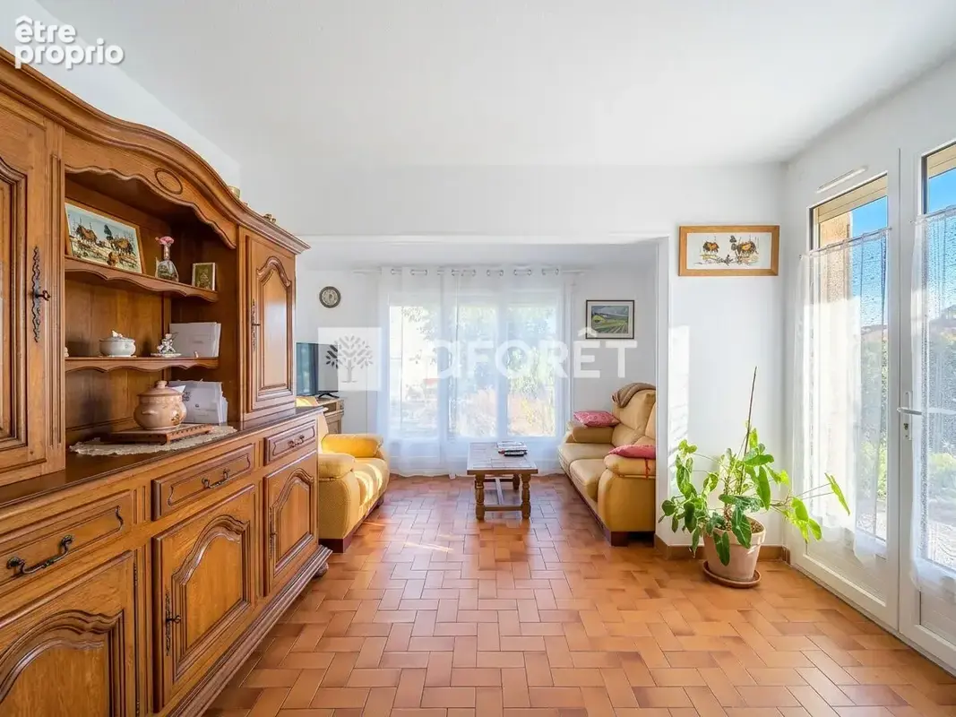 Tournefeuille - Maison T5 de 93 m² avec véranda, garage et jardin - photo 3