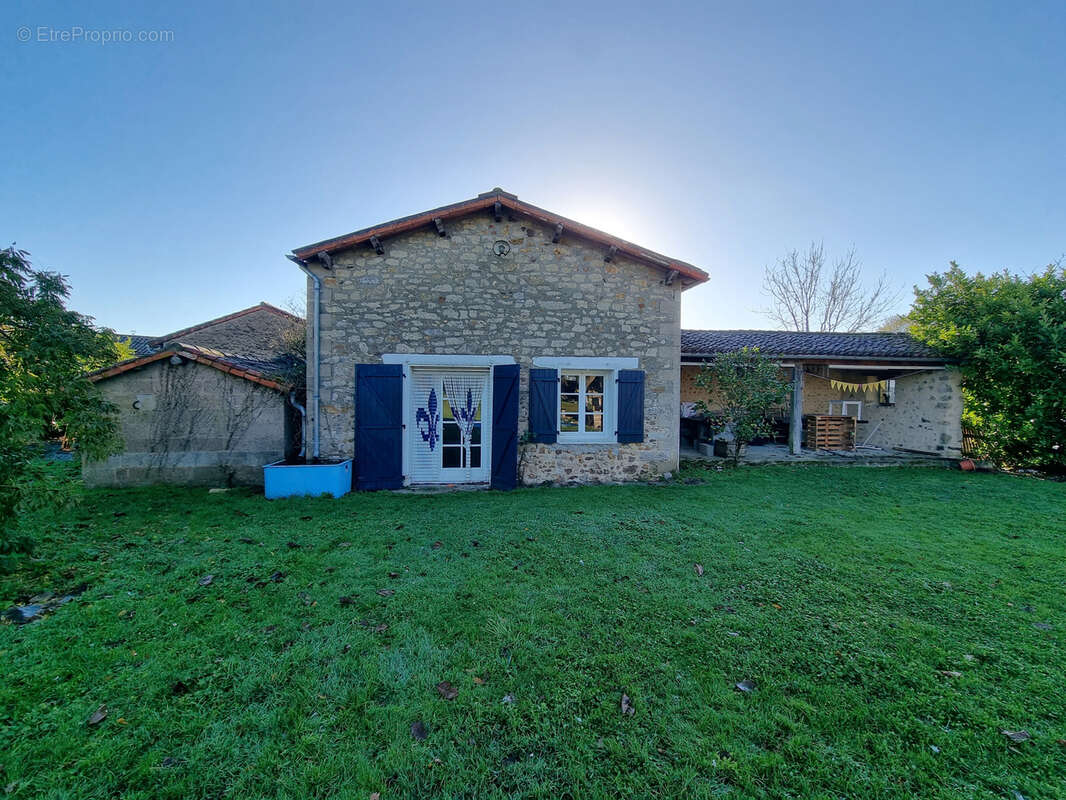 Maison à LES FORGES