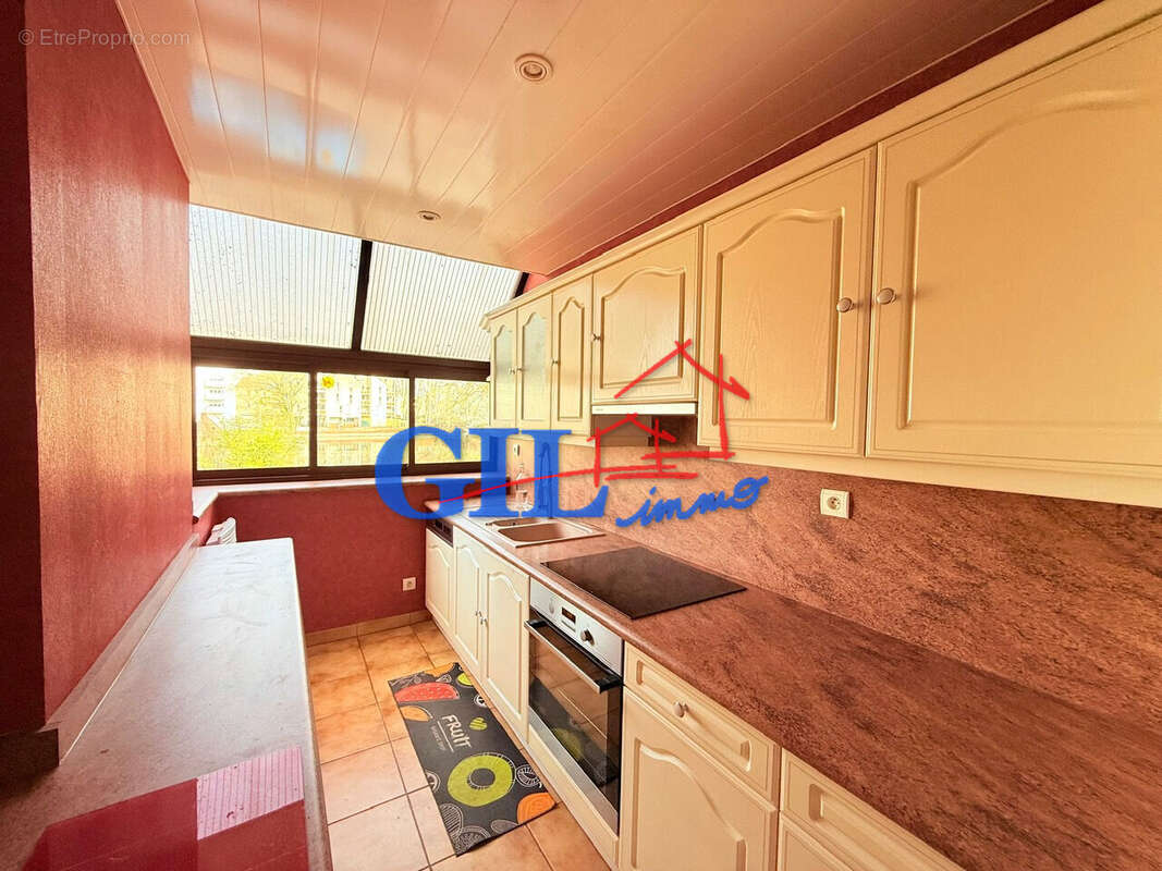 Maison à SAVIGNY-LE-TEMPLE