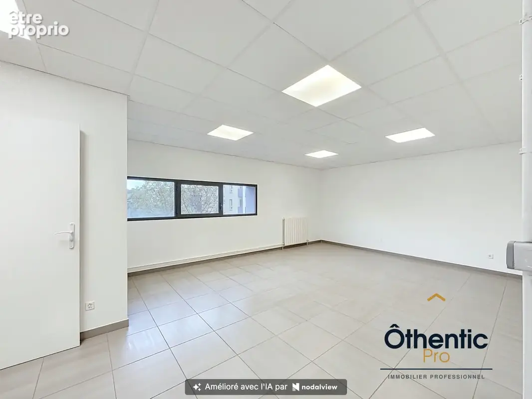 Bourgoin-jallieu — à vendre, local professionnel de 157 m2 - photo 7