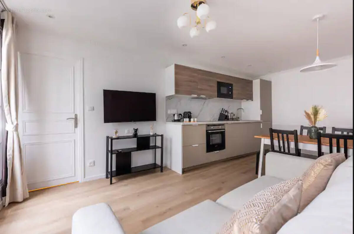 Appartement à PARIS-3E