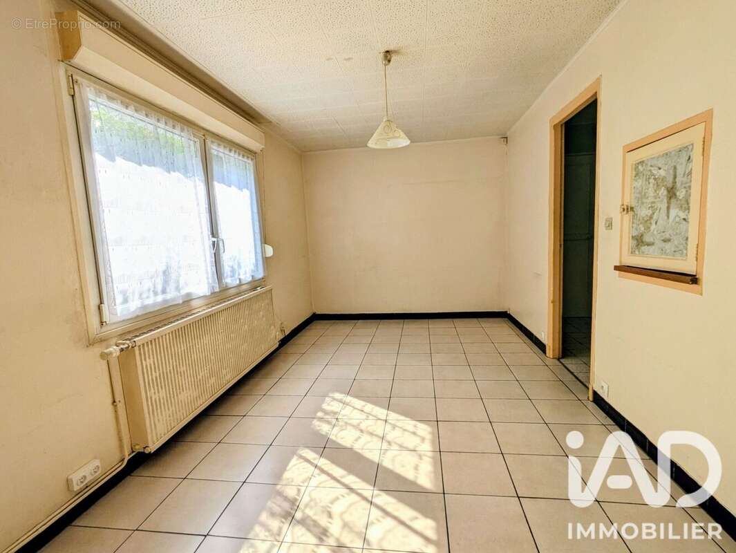 Maison 42 m² à Givet  - photo 3