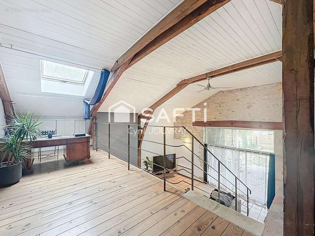 Maison 262 m² à Puylaroque  - photo 6