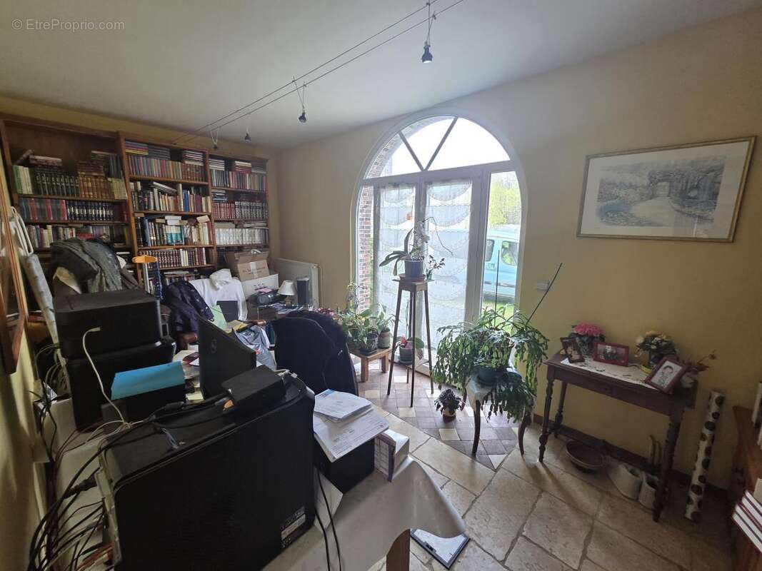 Maison 251 m² à Belhomert-Guehouville  - photo 7