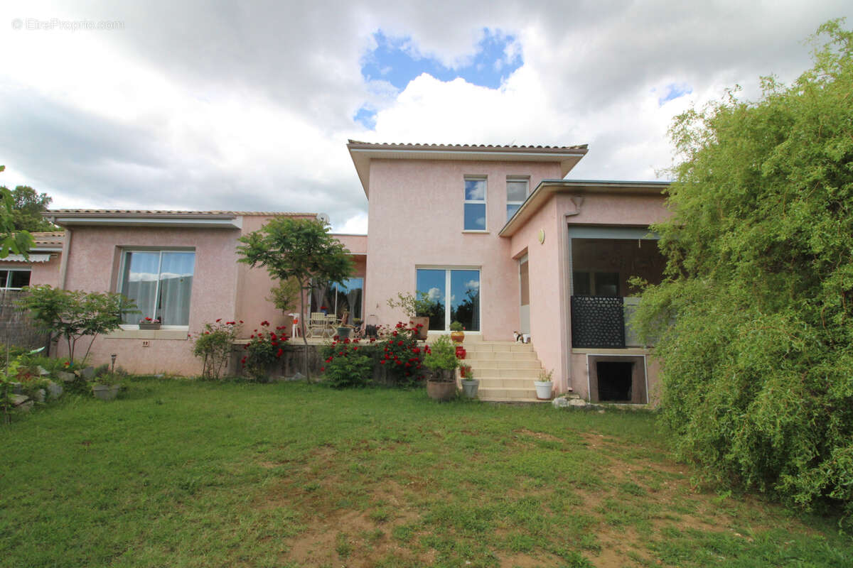 Maison à SAINT-CLEMENT