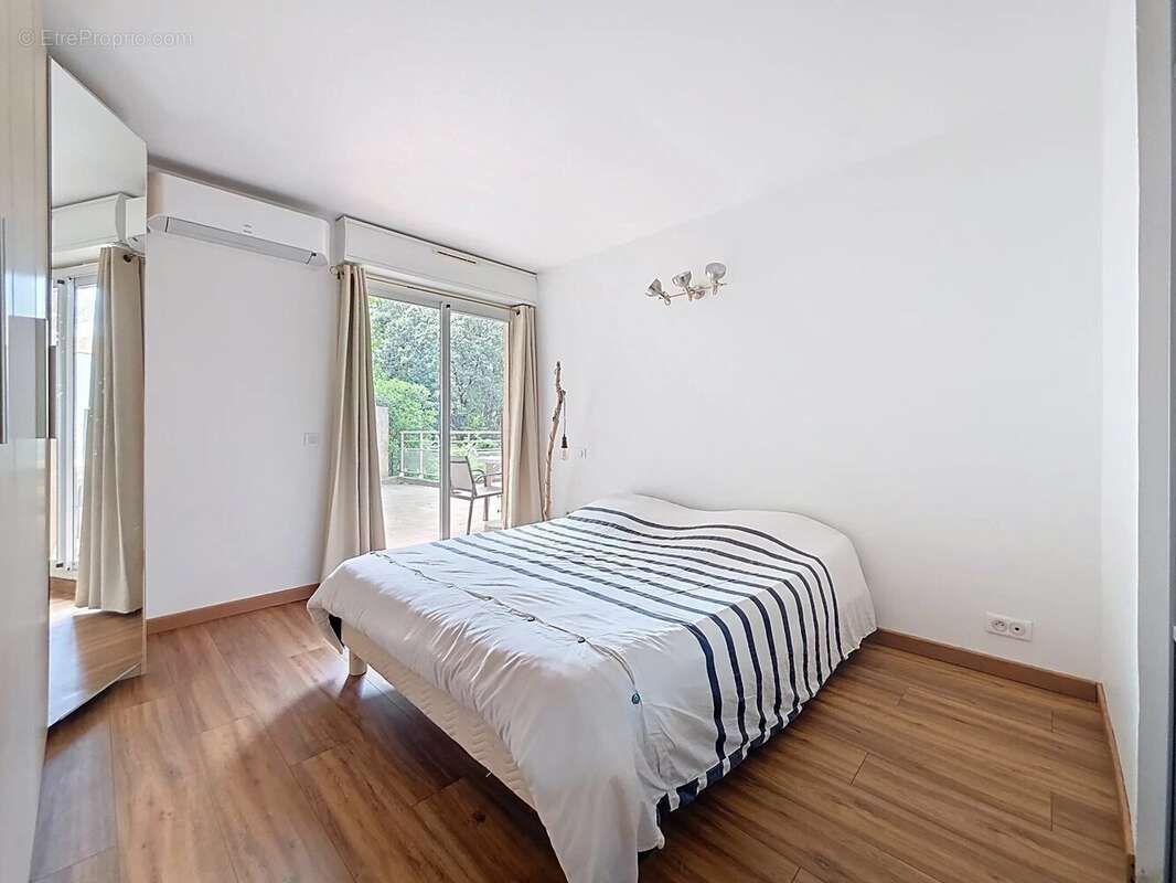 Appartement à LE CANNET