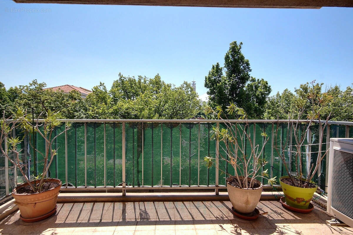 Appartement à MARSEILLE-8E