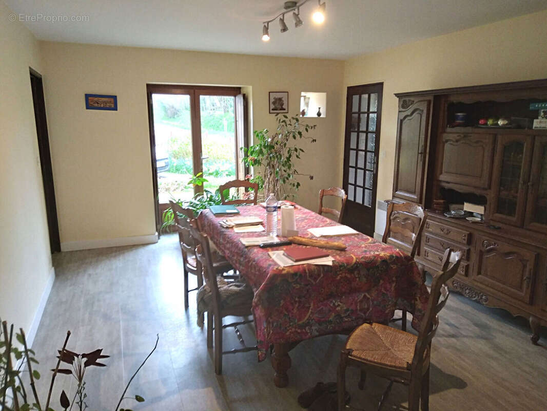 Maison à MARCILLE-RAOUL