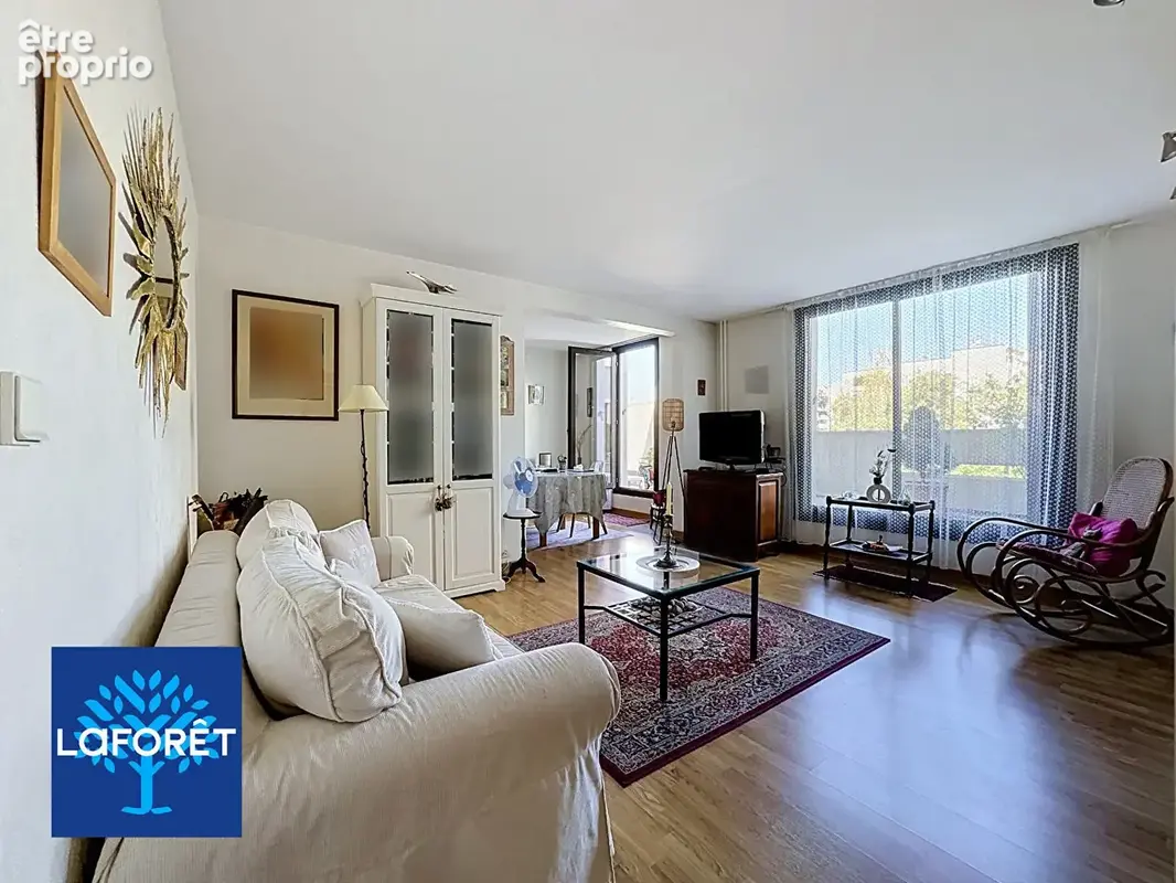 Appartement à EVRY