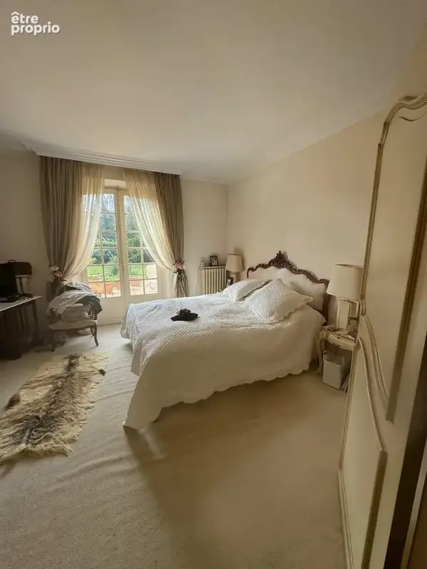 Proche centre Bram, Villa de caractère de 355m2 sur un jardin paysagé et clôturé de 3600 m2. - photo 11