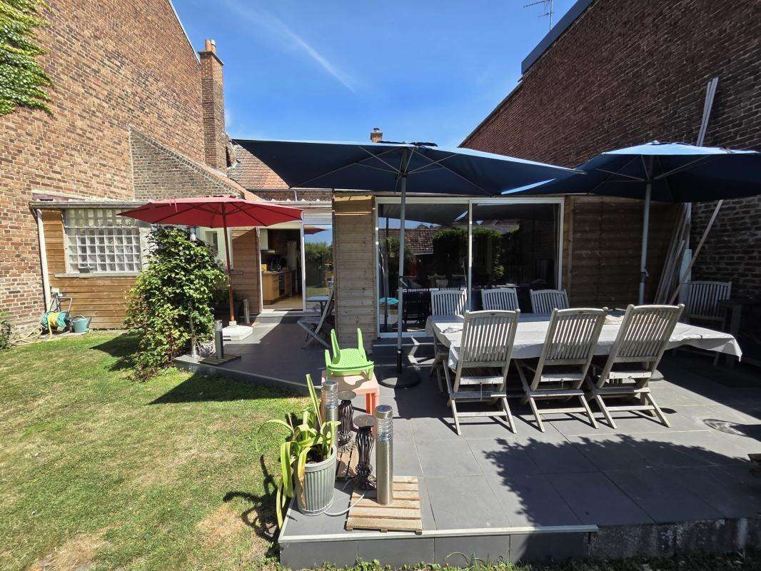 Maison briques offrant 134m² hab sur 361m² ac jardin - photo 11