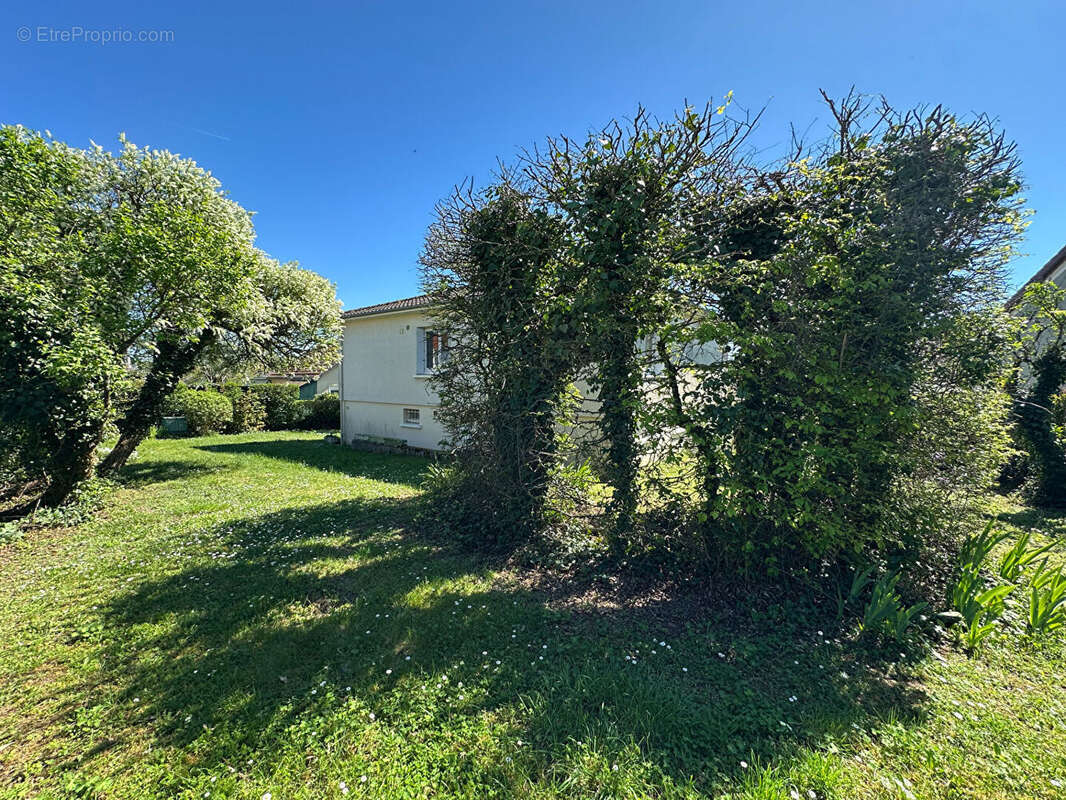 Maison à VILLEDIEU-SUR-INDRE