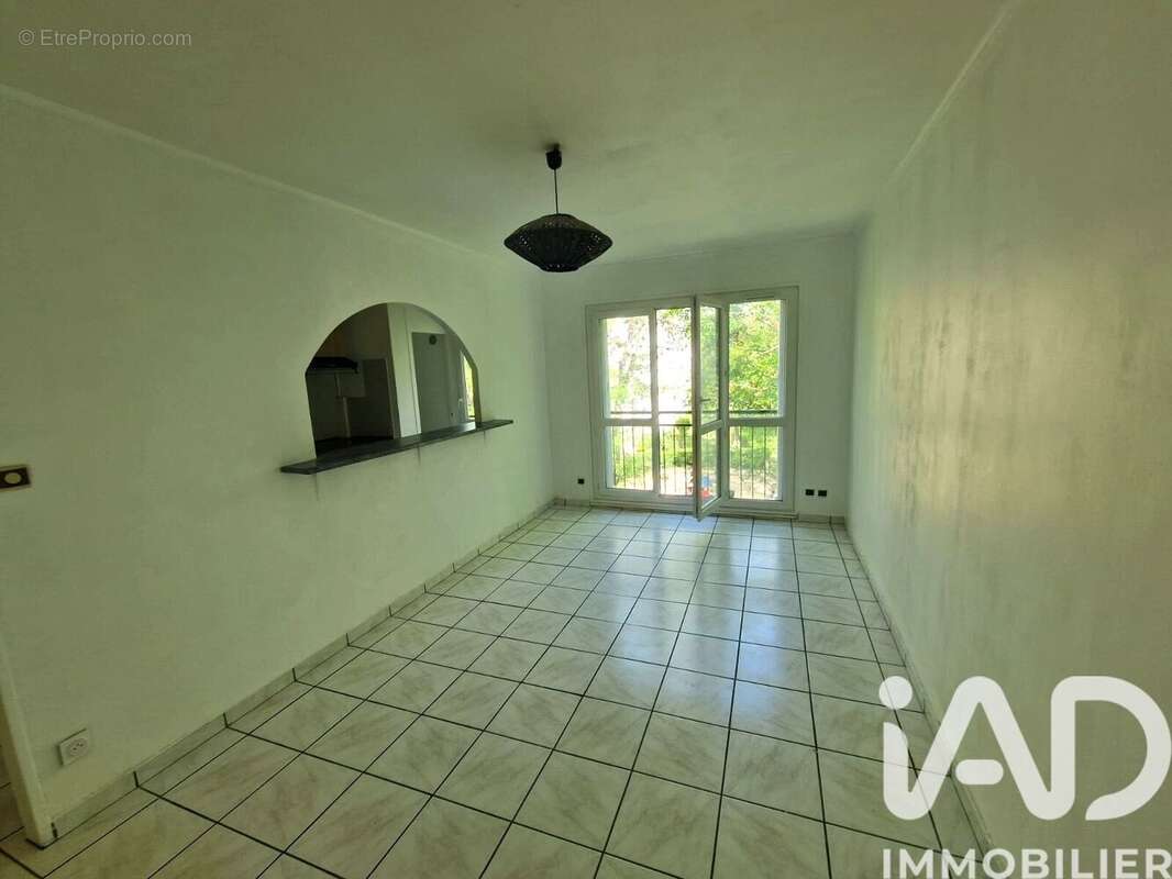Photo 9 - Appartement à YERRES