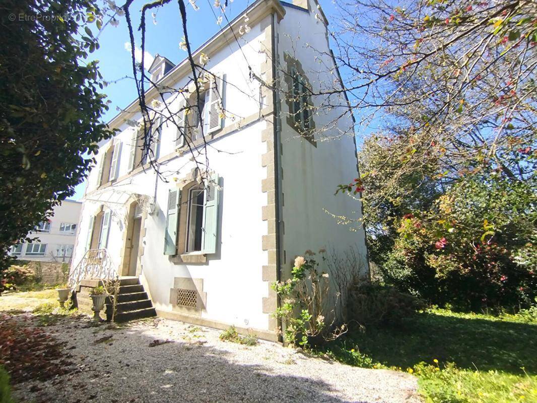 Maison à GUEMENE-SUR-SCORFF