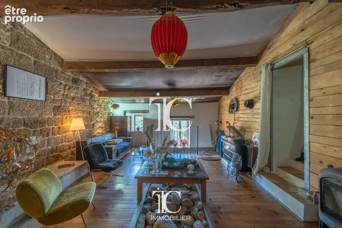 Chambonas 07140 - maison de hameau en pierres 109m² - 2 chambres - 2842m² de terrain attenant et non attenant - photo 5