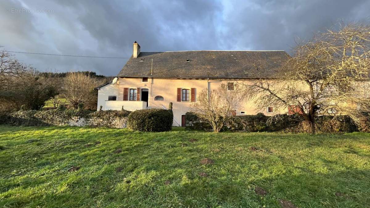 Maison à LA GRANDE-VERRIERE