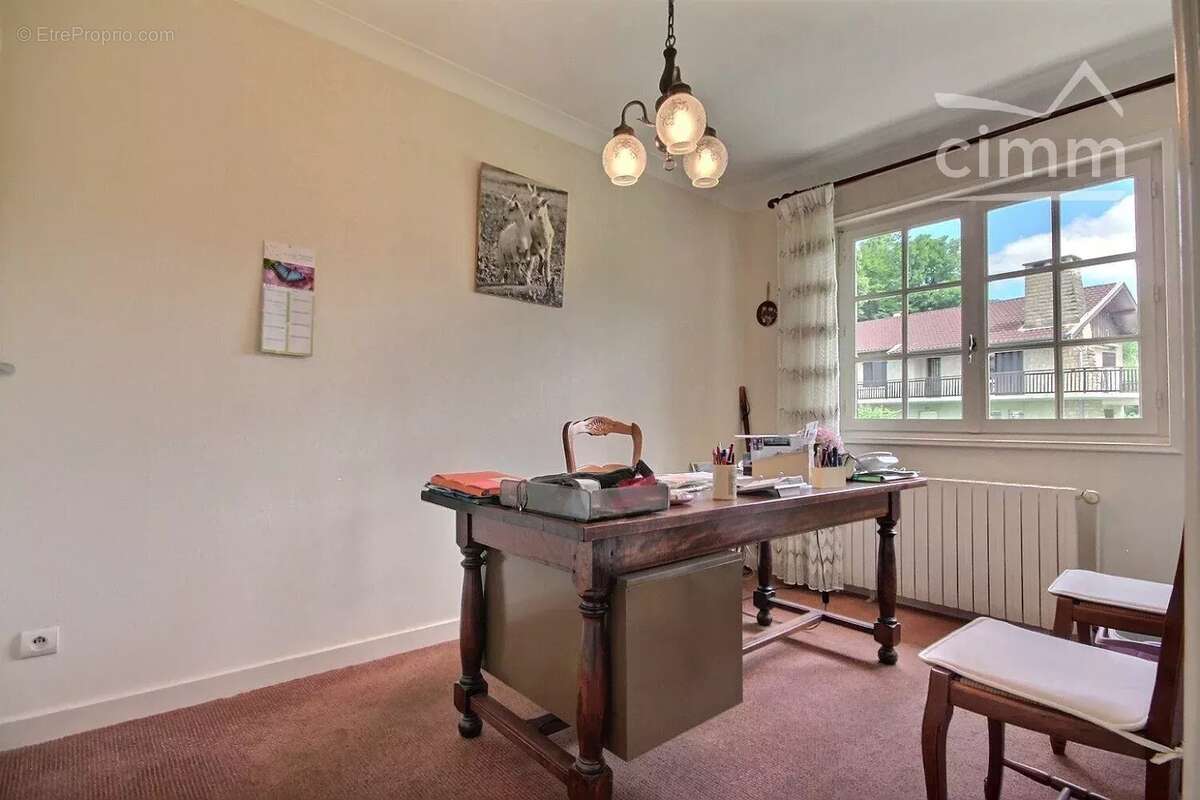 Maison à VAULNAVEYS-LE-HAUT