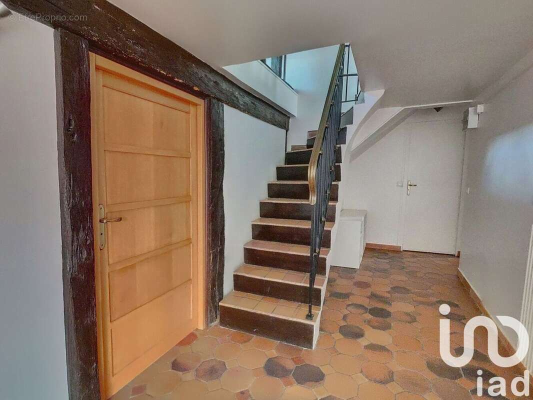 Photo 8 - Appartement à ROCHEFORT-EN-YVELINES