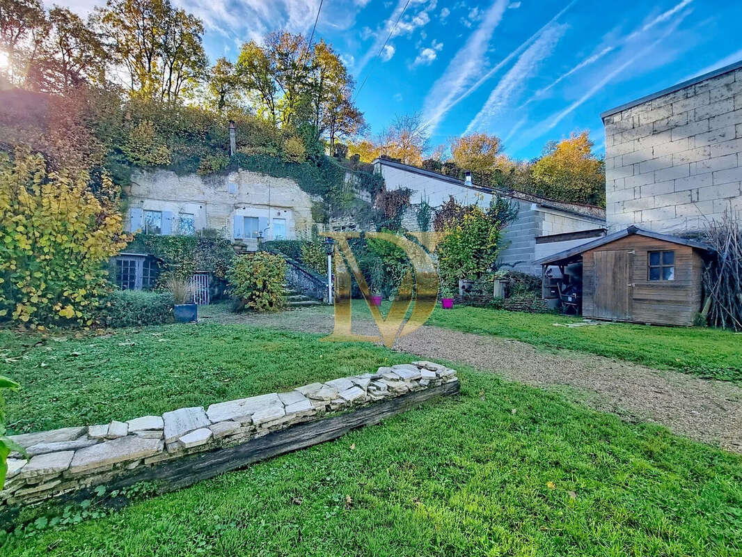 Maison à FAVEROLLES-SUR-CHER