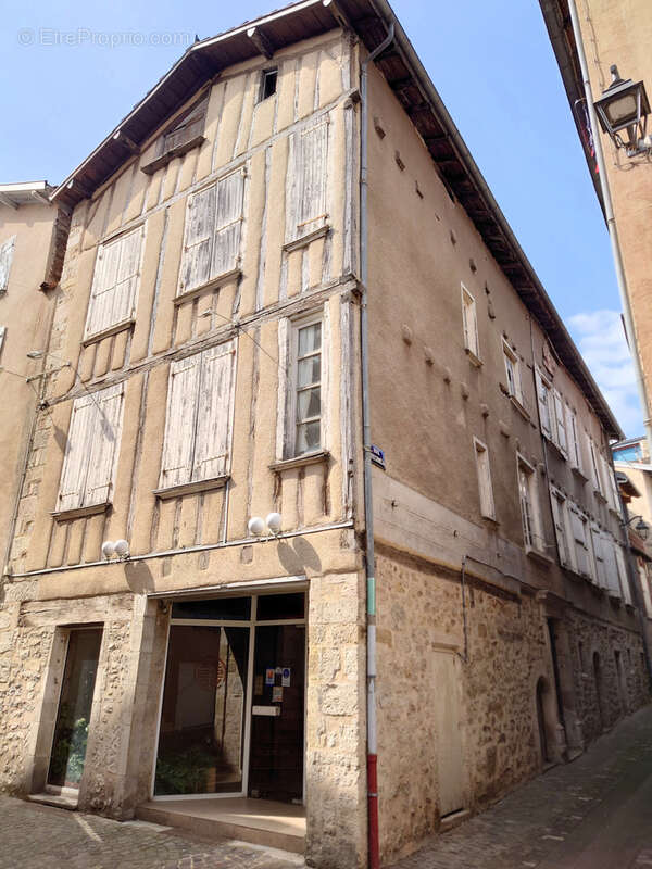 Maison à VILLEFRANCHE-DE-ROUERGUE
