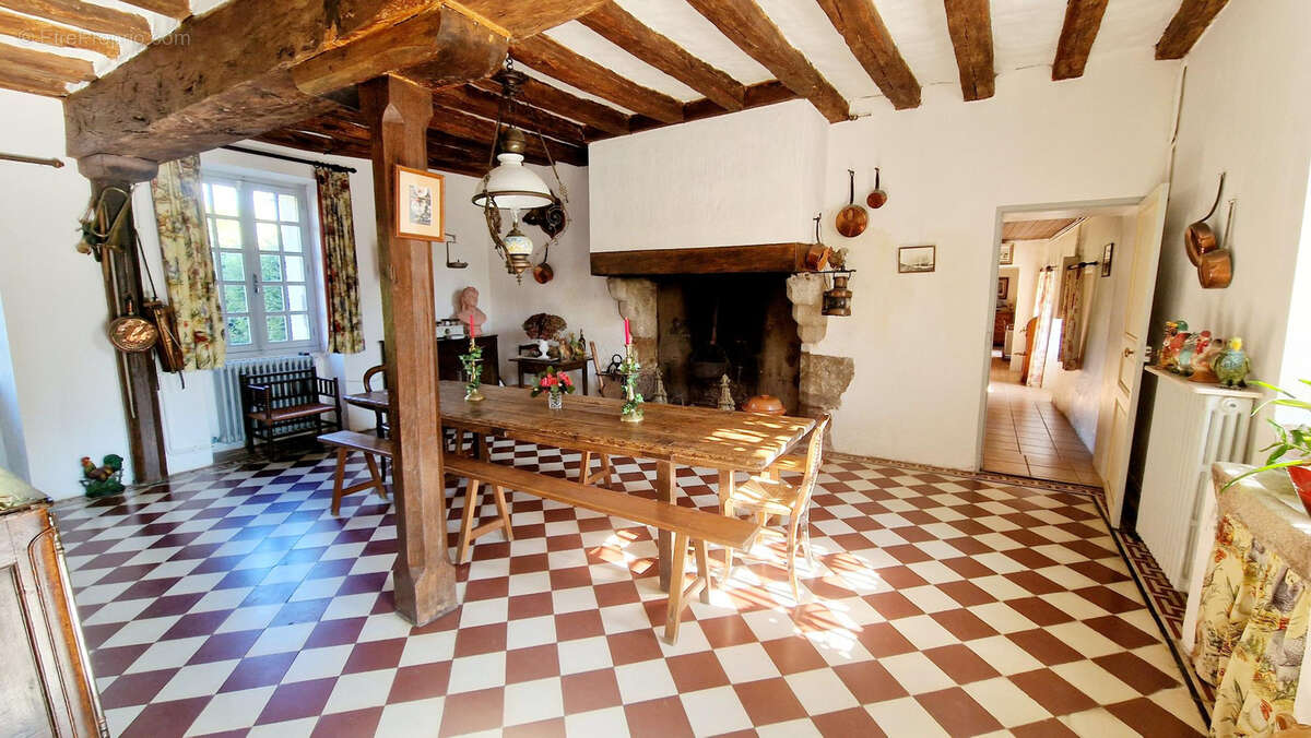 Maison à LE PELLERIN