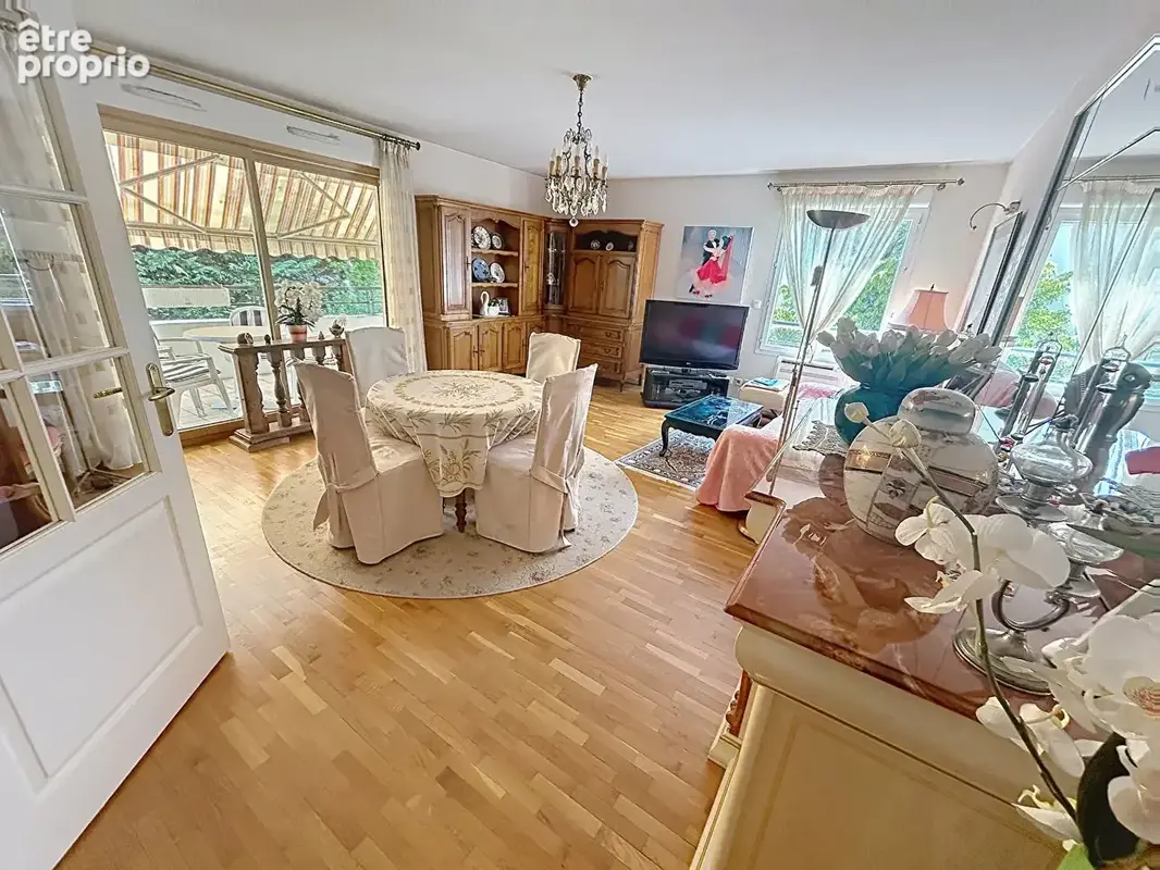 Caluire Le Vernay - Appartement familial - photo 3